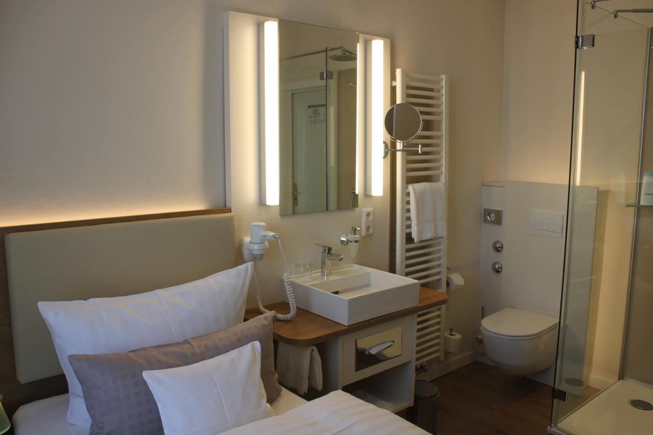 Stuettgens Hotel Velbert Bagian luar foto