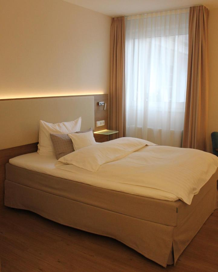 Stuettgens Hotel Velbert Bagian luar foto